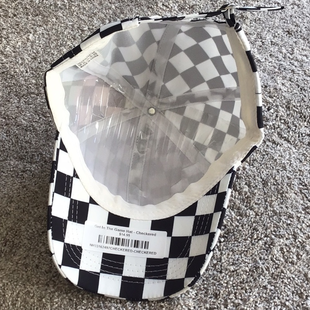 CHECKERED HAT - NWT - Picture 5 of 7